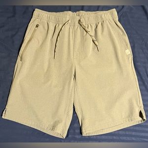 L. L. Bean Gray Multisport Shorts (S)